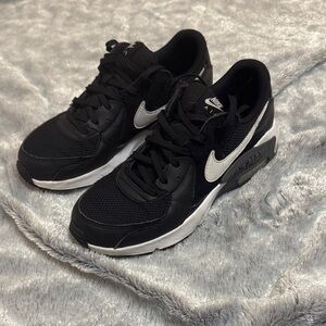 Nike Black and Silver Low-Top Sneakers